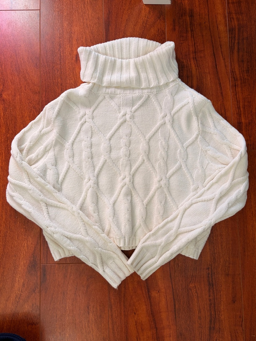 Hollister Turtleneck Cable Knit Sweater - Cream